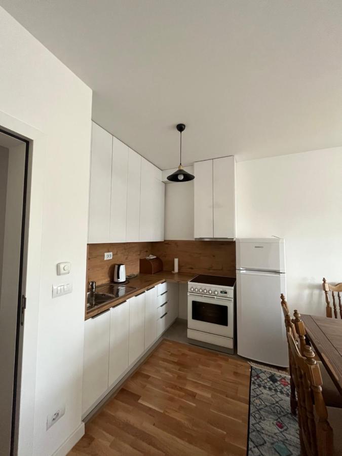 Central Luxury Apartment Pristina Exterior photo